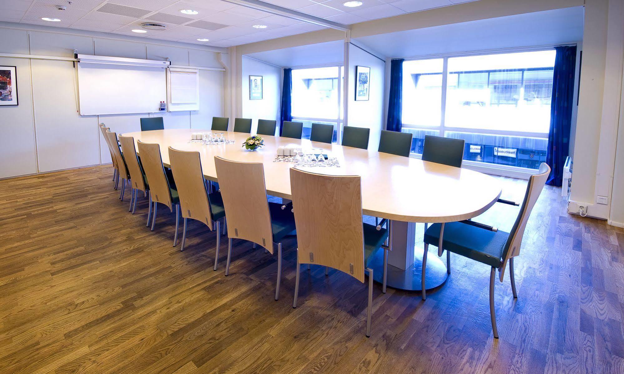 Thon Partner Hotel Ullevaal Stadion Oslo Bagian luar foto